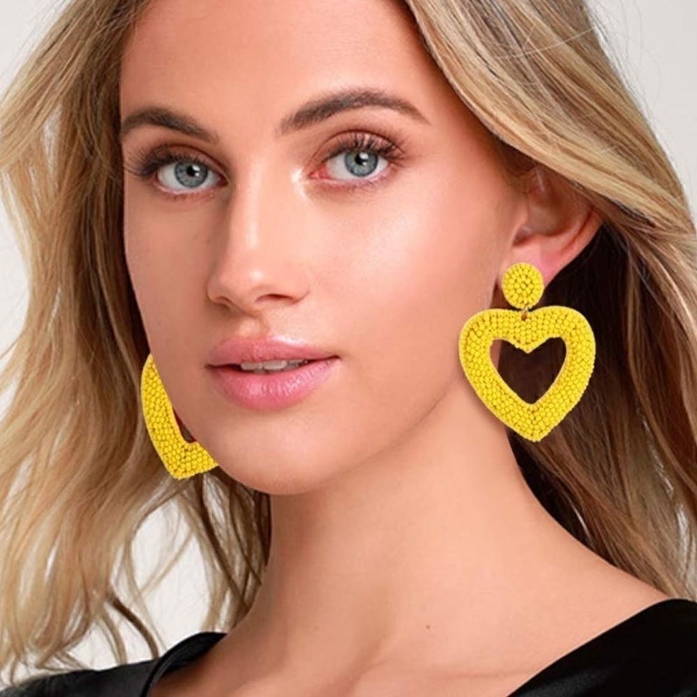 Beaded Heart Dangle Earrings ❤️